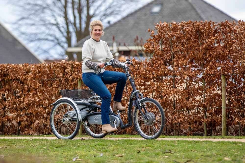 driewieler fiets met lage instap en trapondersteuning maxi comfort van raam