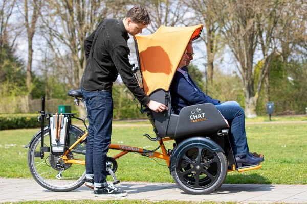 Adjustable canopy for Chat rickshaw bike by Van Raam