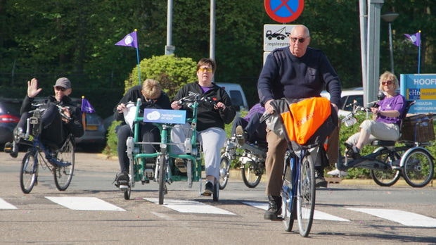 Start of the bicycle tour for Hersenletsel on Tour