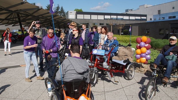 Voorbereiden voor fietstocht Hersenletsel on Tour