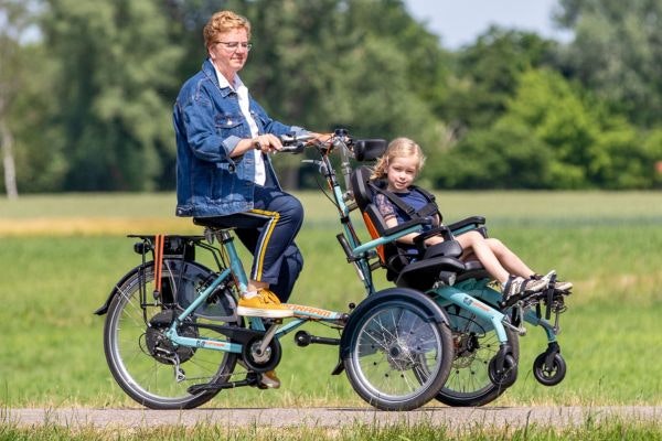 Vélo OPair de Van Raam avec ceinture 5 points Sécurité optimale