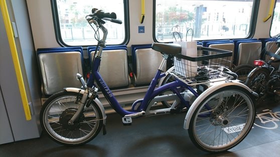 Taking midi tricyle Van Raam in the train user experience