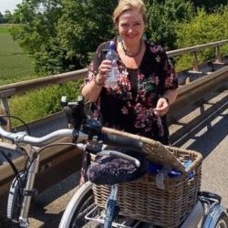 Customer experience Maxi tricycle bike Yvonne Brans