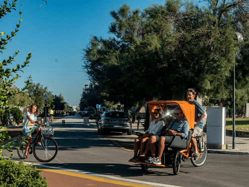 van raam aangepaste fietsen in italie met transportfiets chat