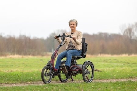 Anti-tipping wheels on the Easy Rider Compact tricycle by Van Raam