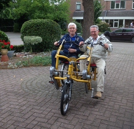 Van Raam side by side tandem with pedal support of the Zonnebloem