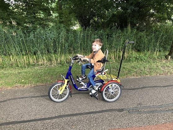 User experience Van Raam Mini tricycle for children Mother of Duncan