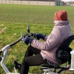 Kundenerfahrung Easy Rider Sesseldreirad - Nicole Corneillie Kundenerfahrung Easy Rider Sesseldreirad - Nicole Corneillie