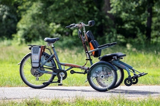 Bike with wheelchair in front OPair Van Raam