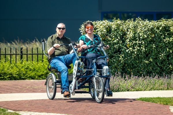 Expérience client de Stoffel et Nele avec le vélo duo Fun2Go de Van Raam