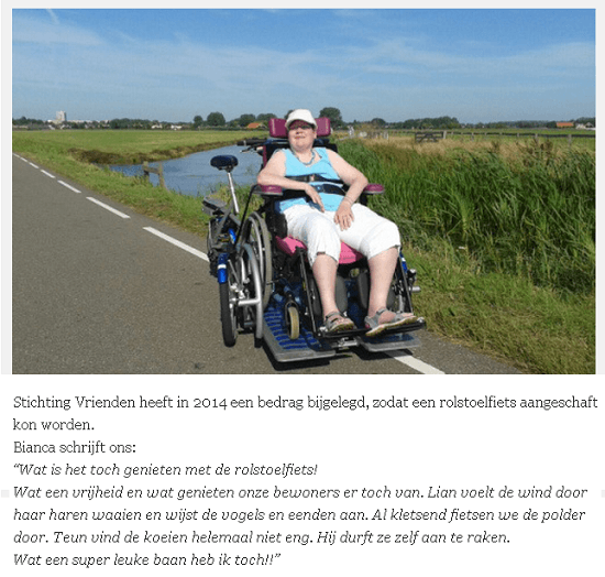 Radfahren mit einem Rollstuhlfahrer
