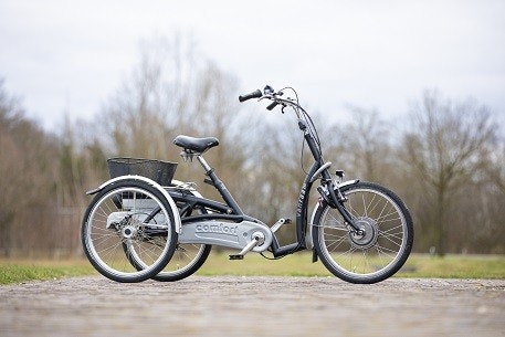 unique riding characteristics van raam maxi comfort tricycle pedal assist