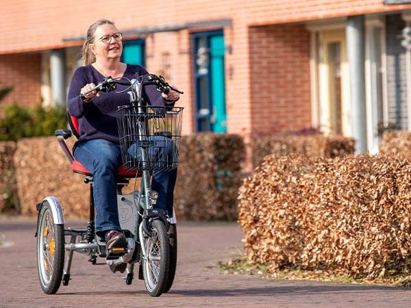 Unique riding characteristics of the Easy Go scooter bike comfortable