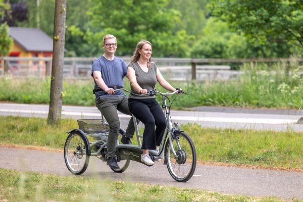 stabiele driewieltandem van van raam