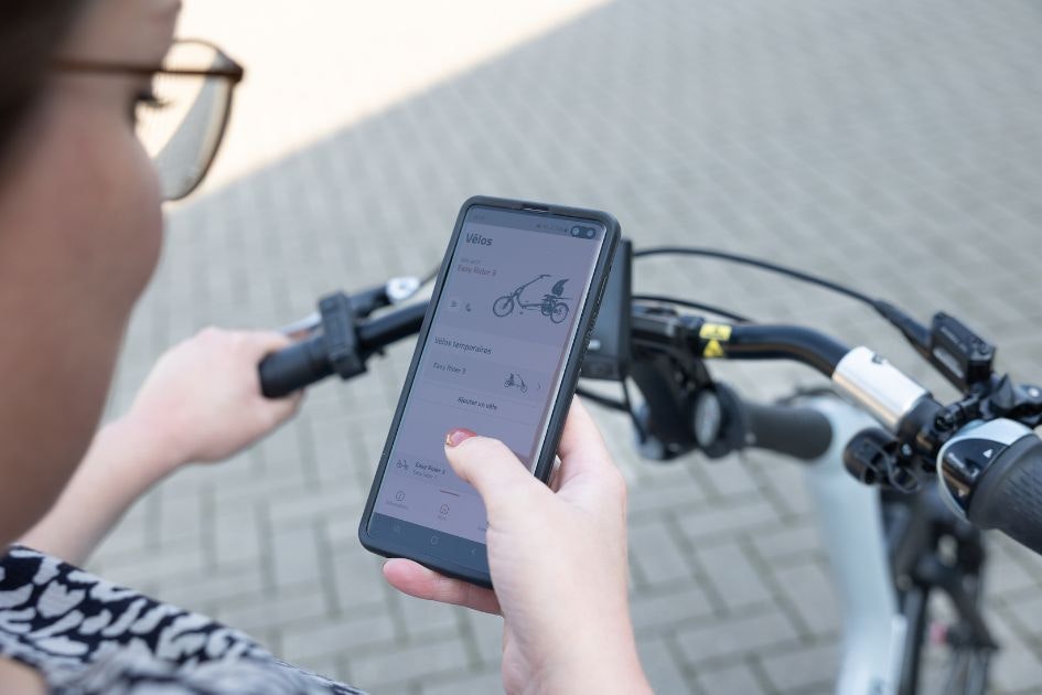 E-Bike appli Chat velo pousse pousse Van Raam