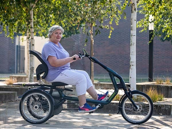 Unieke rij-eigenschappen van de Easy Rider driewielfiets Van Raam voorwaartse trapbeweging