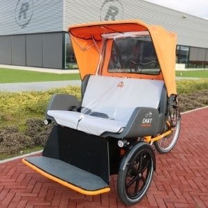 chat rickshaw bike with protection screen