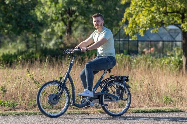 Balance Fahrrad Tiefensteiger fuer Herren Van Raam