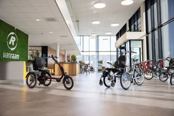 Van Raam fahrradfabrik austellungsraum van raam Varsseveld probefahrt