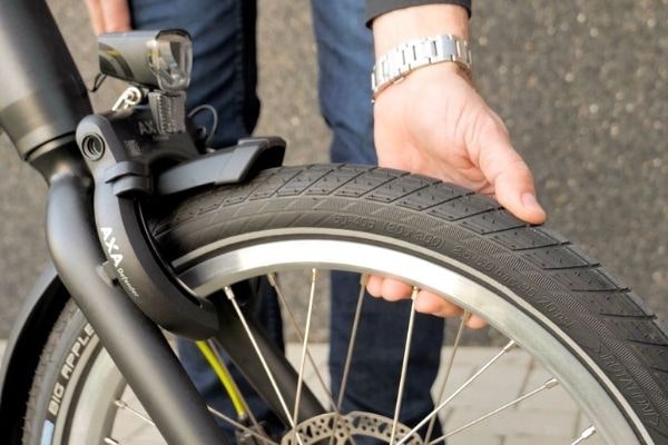 6 things to check before cycling Video Tyres