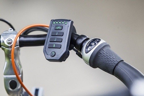 Display pedal support system Van Raam tricycle