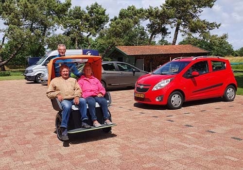 rental of van raam adapted bicycles at de bever chat rickshaw transport bike