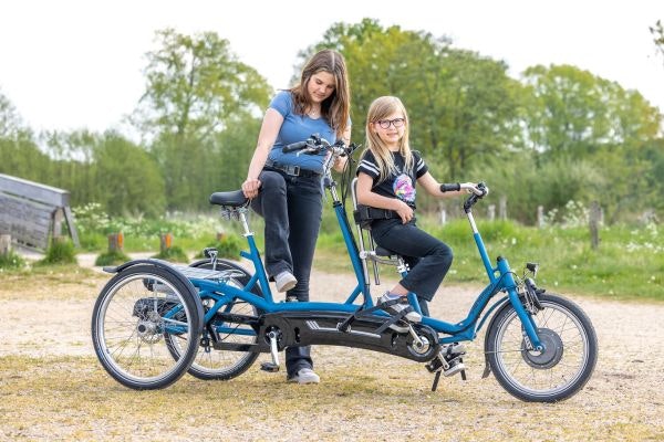 Radfahren mit Kind auf dem Eltern-Kind Tandem Kivo Plus