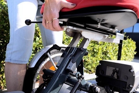 pull up the seat of the easy go scooter bike to adjust the correct height