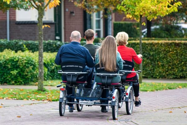 De FunTrain 1 duofietsaanhanger van Van Raam - fietsen