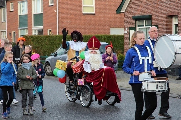 rolstoelfiets sint en piet