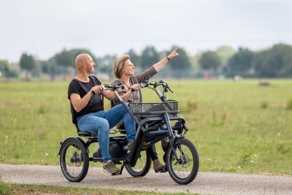 Radfahren mit dem Fun2Go Duo FahrradVan Raam