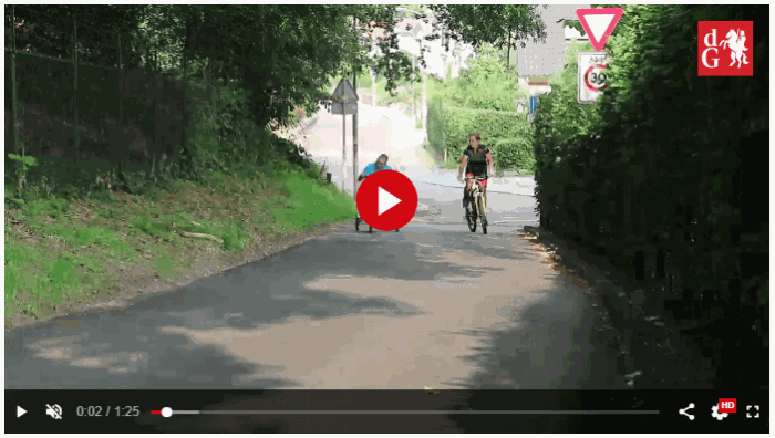 Vidéo Ruud fait du vélo avec des troubles musculaires sur le tricycle Van Raam