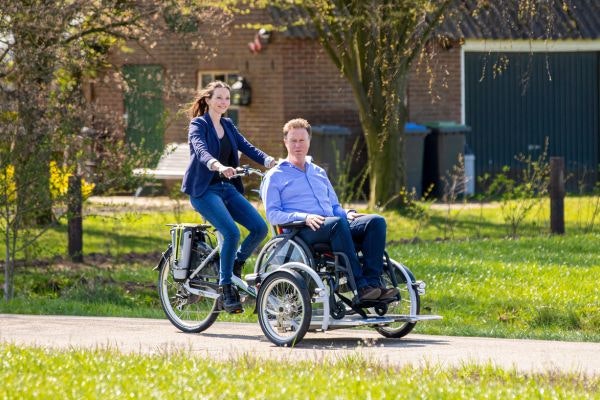 Gamme de vélos pour fauteuils roulants VeloPlus de Van Raam