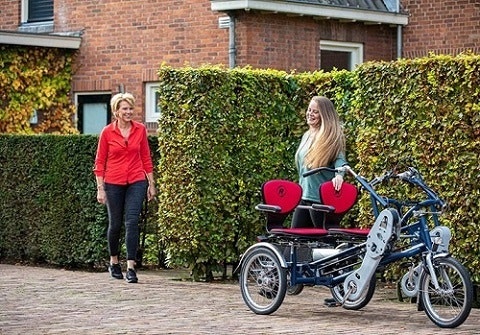 Zusammen radfahren mit Planungssystem für das Duo Fahrrad