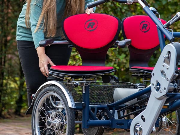 Rotatable seat on the Van Raam Fun2Go side-by-side tandem