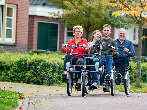 Nieuwe FunTrain foto duofietsaanhanger Van Raam