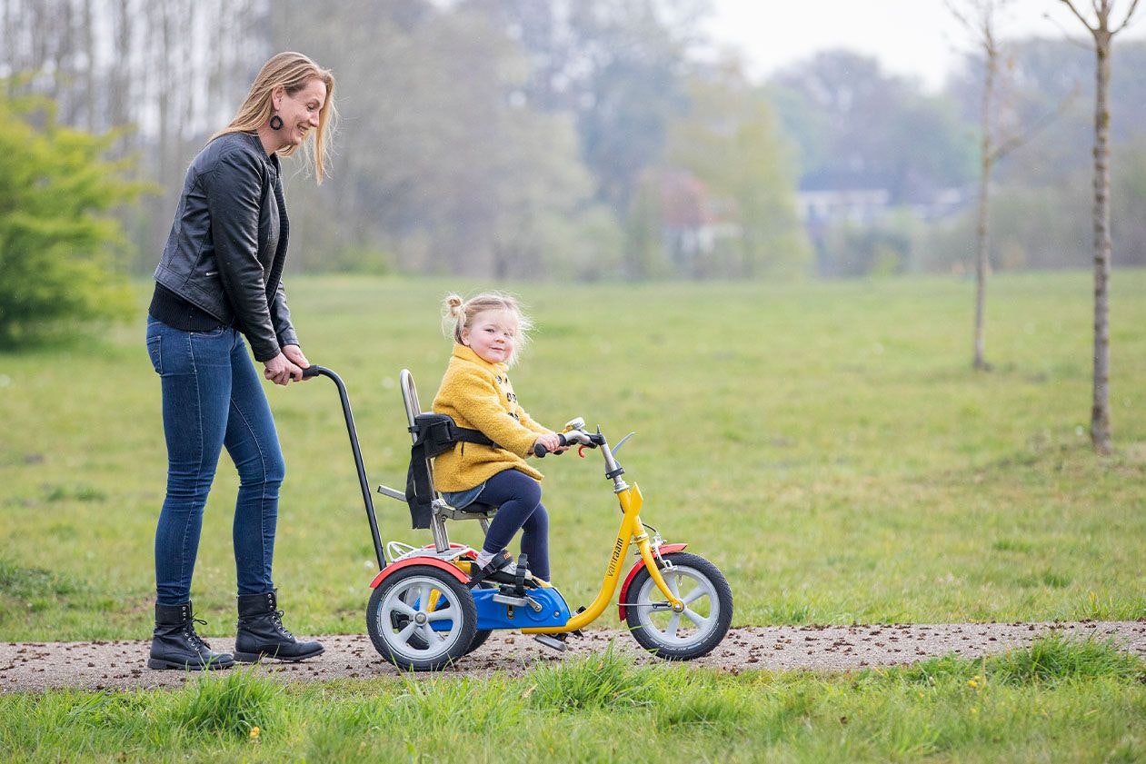 Van Raam Husky tricycle pour enfants avec dossier et barre de poussée