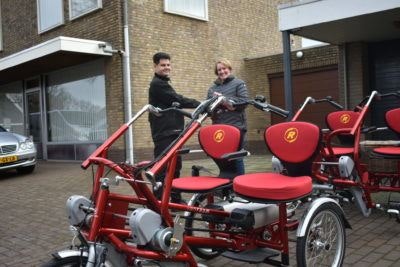 side by side tandem with trailer