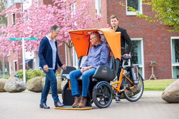 wat is een riksja fiets Chat Van Raam makkelijk opstappen