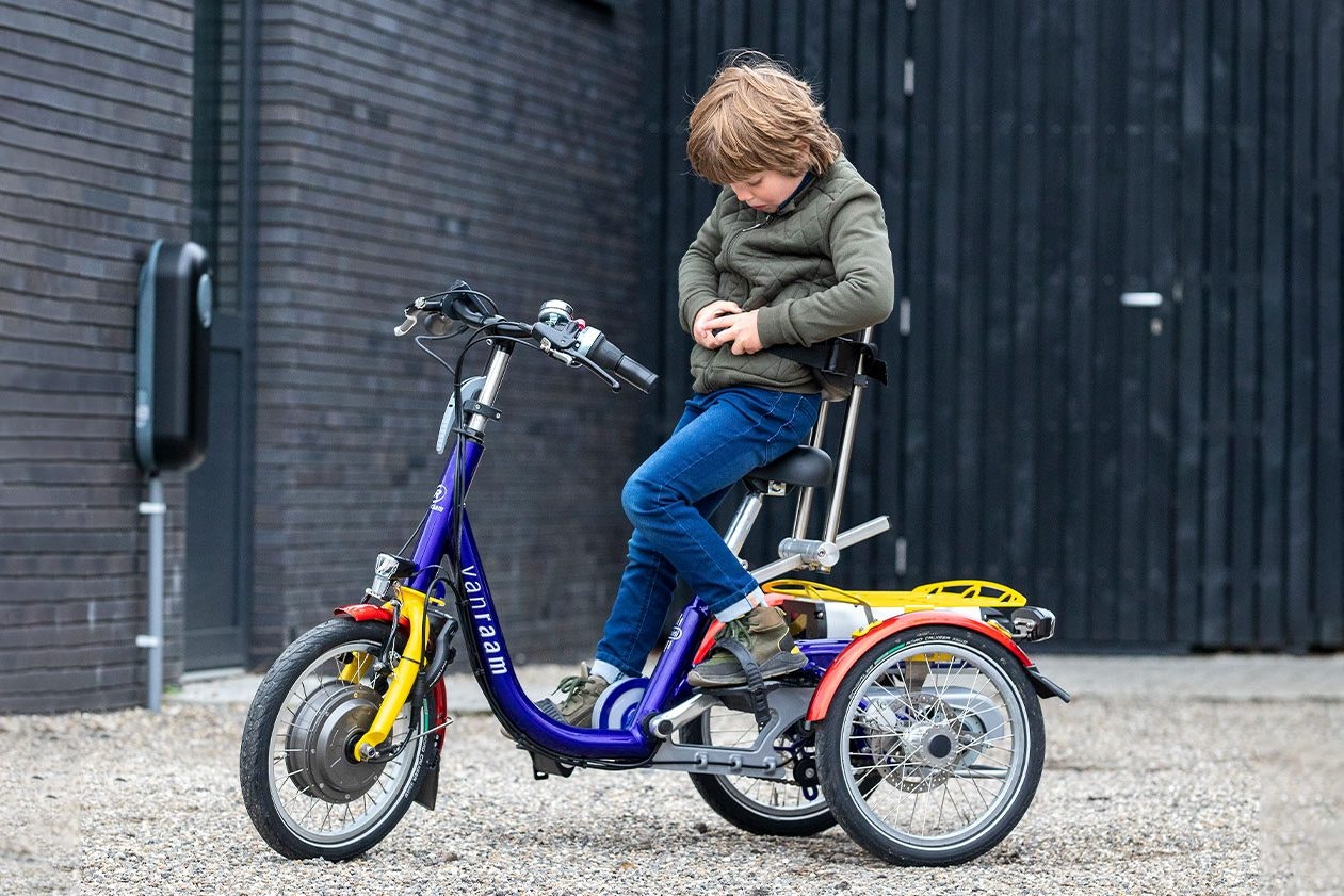 Van Raam mini tricycle enfant handicapé avec ceinture