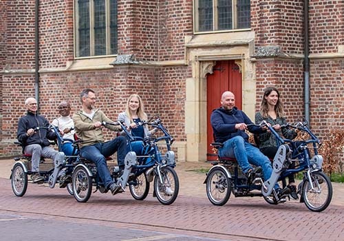 De aandrijving op een aangepaste Van Raam fiets schakelbare vrijloop Fun2Go en FunTrain