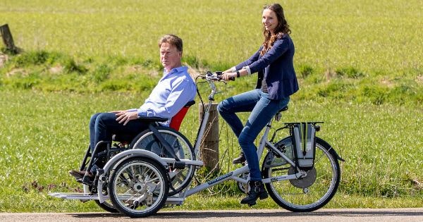 Fietsen met een Van Raam cargo bakfiets - Veloplus transportbakfiets