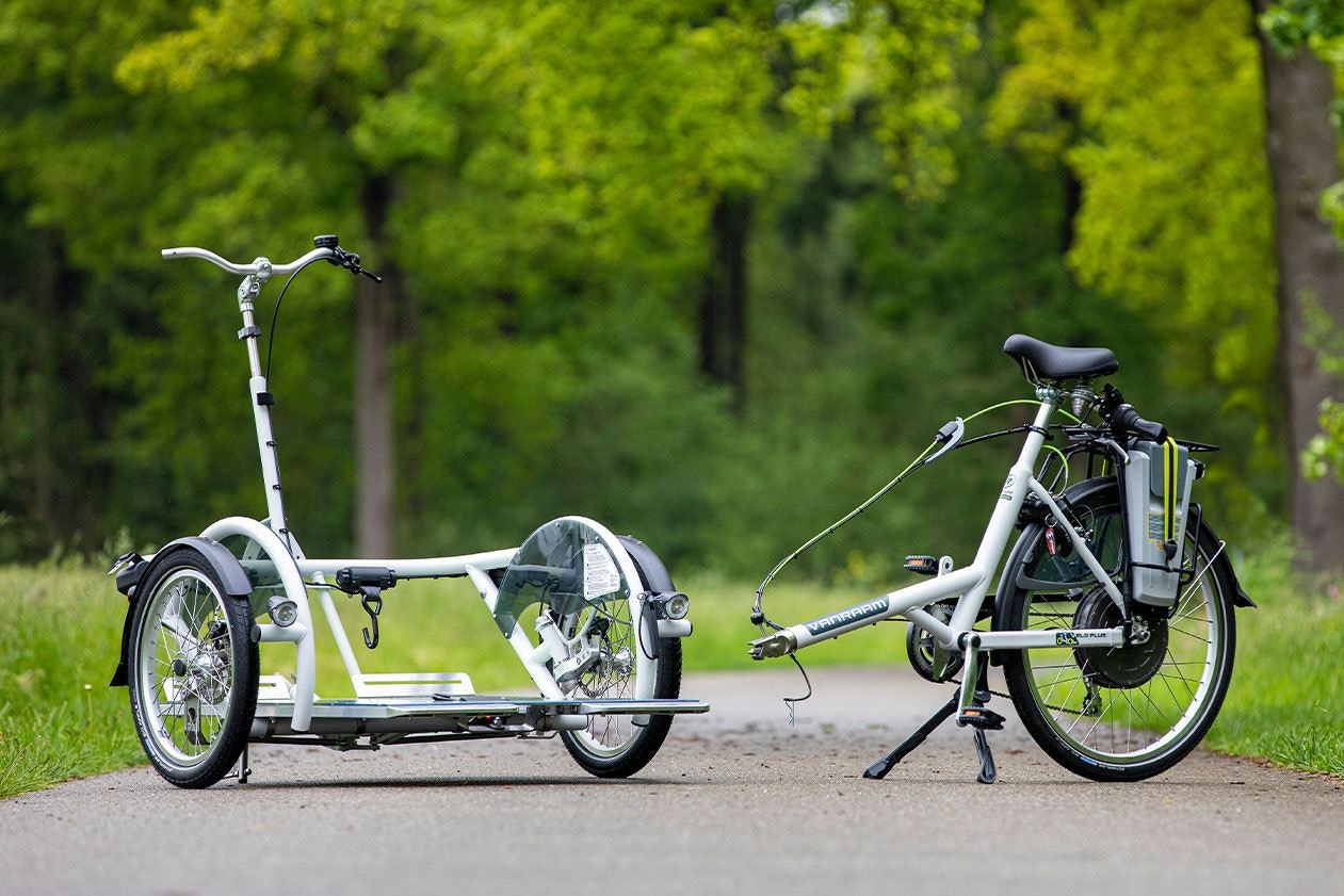 Deelbaar frame VeloPlus rolstoeltransportfiets rolstoelfiets