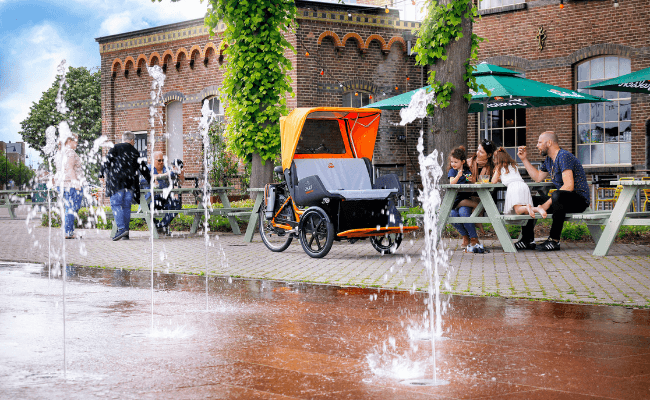 Van Raam Rickscha Transport Fahrrad Chat Familienausflug