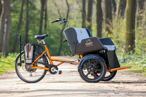 van raam chat riksja transportfiets voor zorginstellingen