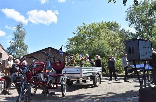 Martien funeral Fun2Go duo bike