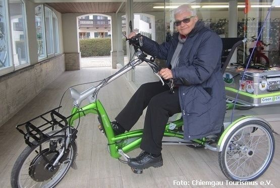 Senioren haben Spass auf Van Raam Fahrrädern Senioren Dreirad