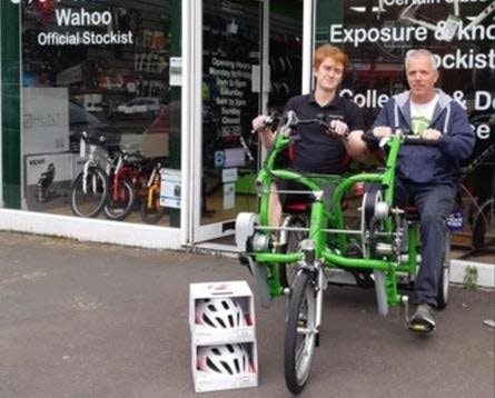 A community helps adapted cycling on a specialized bike