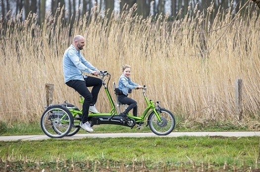 Kivo Plus tandem fietsen met hersenaandoening Van Raam