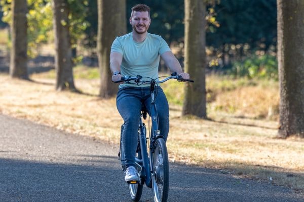 Balance le cycle a cadre abaisse l'entretien Van Raam